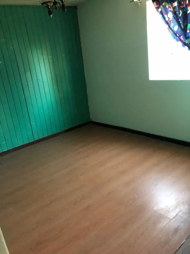 CASA EN PRIMITIVO FUENTES, POBLACION PERU