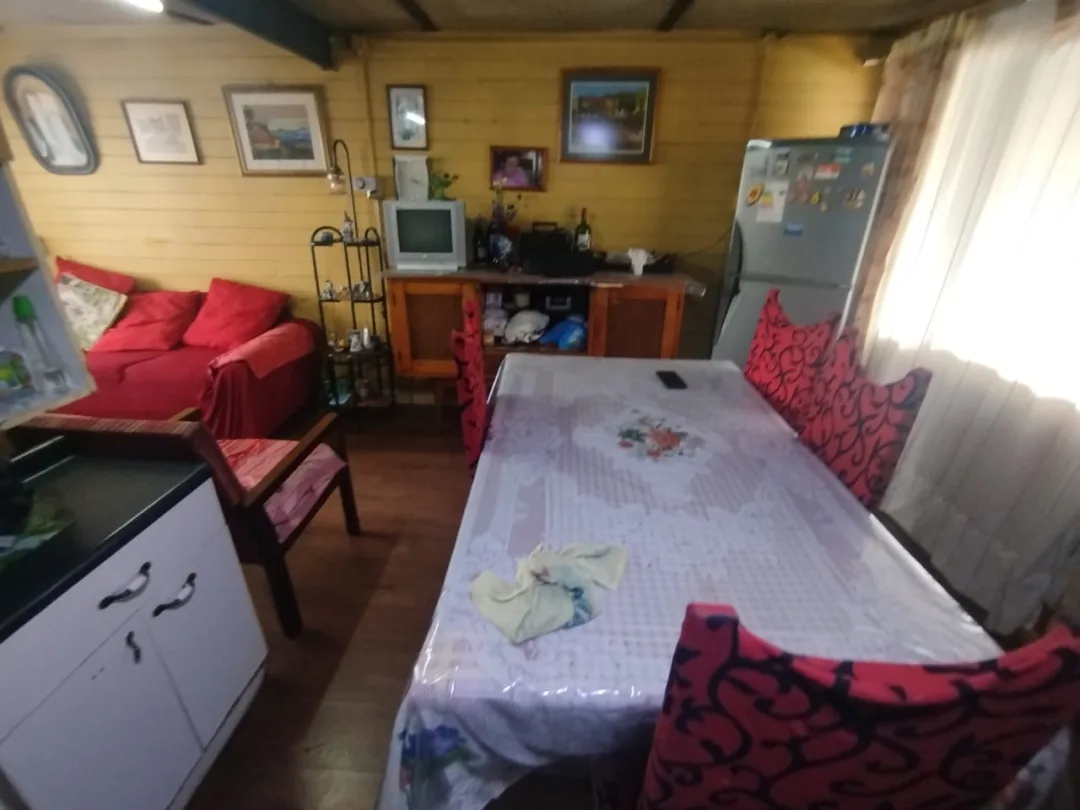 VENTA MUY BUENA CASA, SECTOR INEZ DE SUAREZ, VALDIVIA