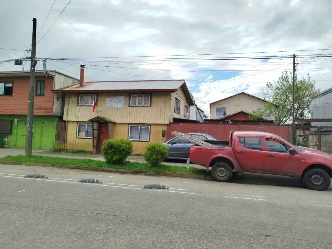 VENTA CASA CALLE BAQUEDANO, VALDIVIA